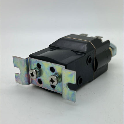 SU60A-2446 Albright 100A 24V DC 1-pole 1-throw Miniatyre Contactor - OEM NORDIC - Quality Parts Distribution