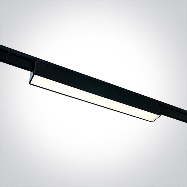 ONE Light Linear LED 800lm 3000K-4000K-5000K CRI90 120° Black 43100FA/B/V