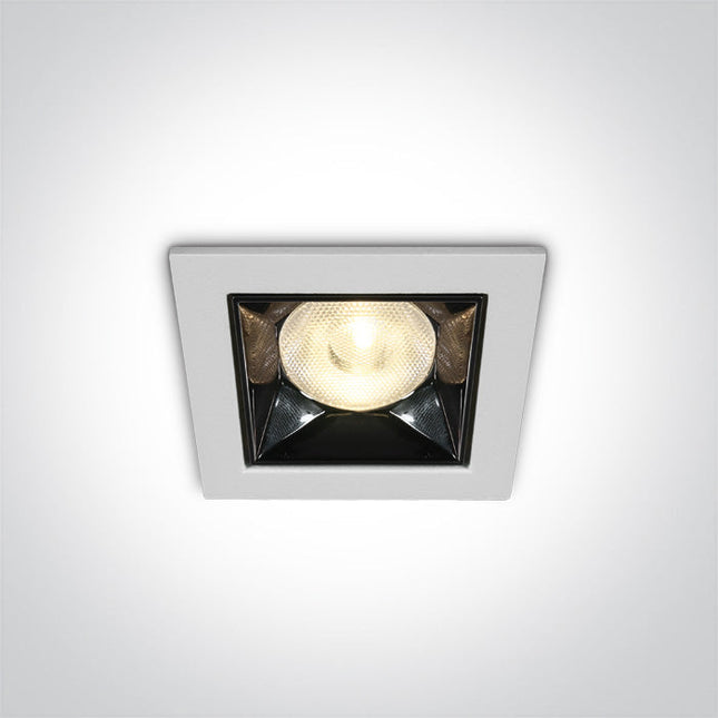 ONE Light Spotlight 6W 480lm 3000K CRI90 38° IP20 White 50106B/W/W