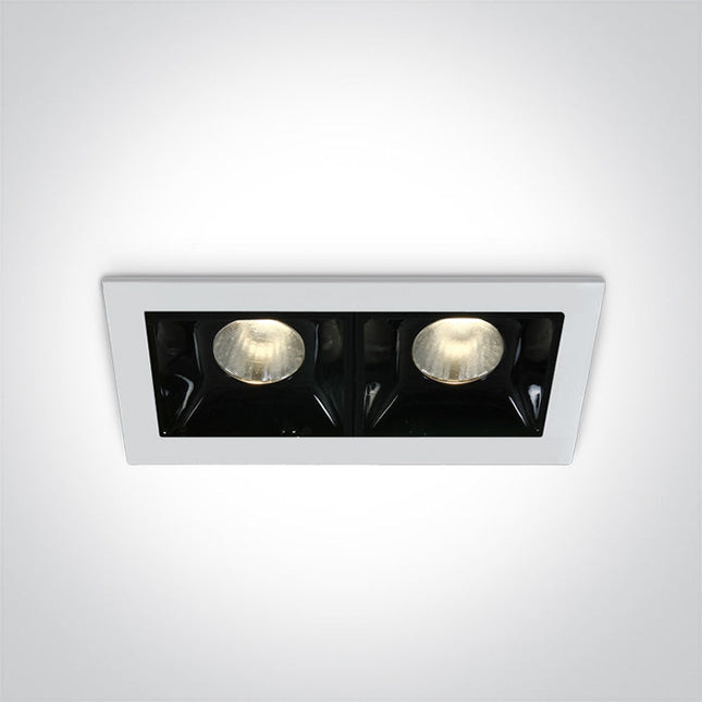 ONE Light Spotlight 2lm 3000K CRI90 30° White 50202B/W/W