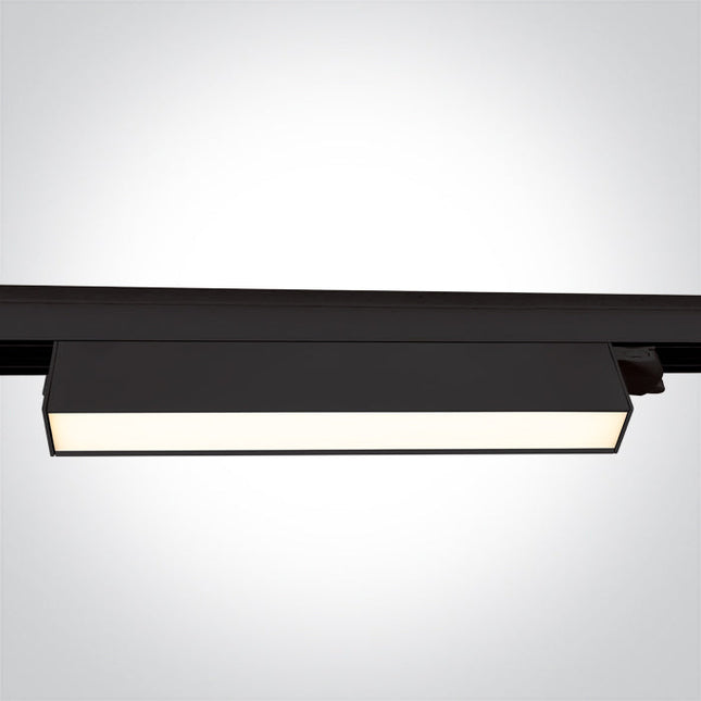 ONE Light Linear LED 24W 2400lm 3000K-4200K-6500K CRI90 90 IP20 Black 65028AT/B/V
