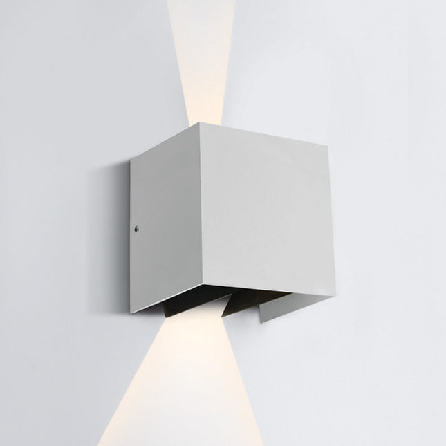 ONE Light Accessory 2W 2lm 3000K CRI80 IP54 White 67340A/W/W