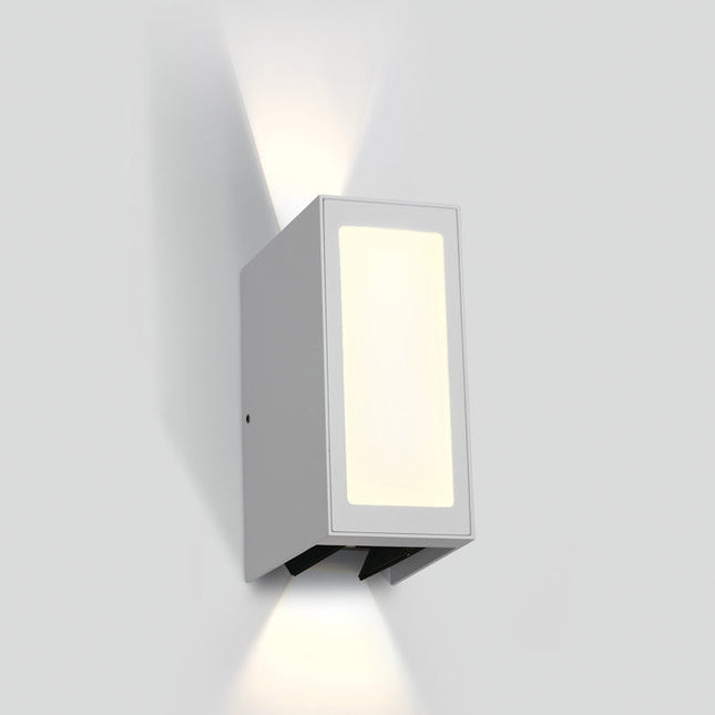 ONE Light Accessory 9W 600lm 3000K CRI80 IP54 White 67440/W/W