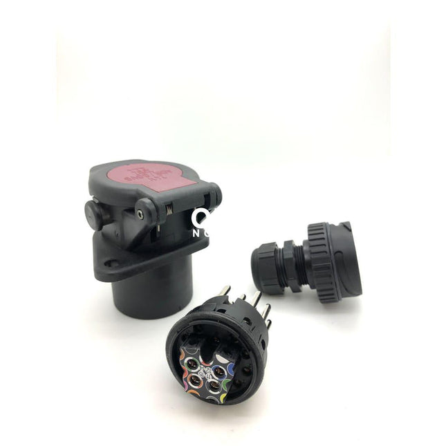Erich Jäeger AK65403 - ADR 15 PIN 15P/24V ADR / GGVS Socket Screw Terminals For Cable D=12-18mm - OEM NORDIC - Quality Parts Distribution